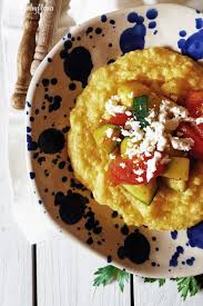 Polenta Mit Zucchini Und Tomaten Spatsommer Rezept Knusprig Fein Rezepte Polenta Rezepte Polenta Kochen