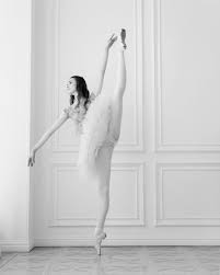 pin auf dance