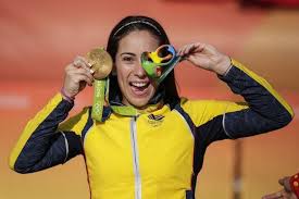 Se disputó una serie clasificatoria, y los cinco mejores de dicha serie disputaron una final, manteniendo la distancia saltada en la clasificación. Iconos Latinos 10 Atletas Que Hicieron Historia En Los Juegos Olimpicos