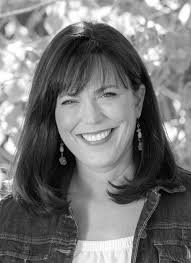 Lori Mcgrail's Instagram, Twitter & Facebook