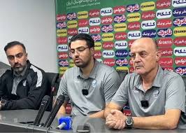 بیزاتی: خلیفه را بخاطر همین عملکردش جذب کردیم