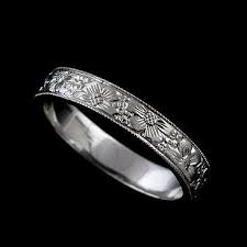 Flower Engraved Wedding Band Floral Wedding Ring Women S Etsy In 2020 Engraved Wedding Rings Wedding Rings For Women Wedding Band Engraving
