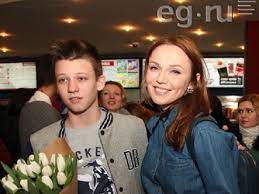 Многодетный валерий вырастил трех дочерей в первом браке, а. Albina Dzhanabaeva Rasskazala Kak Vospityvaet Detej Meladze Ekspress Gazeta