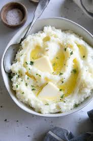 The Best Mashed Potatoes Recipe How To Make Mashed Potatoes The Forked Spoon I also like to do things my way, which means improvising and breaking the rules when necessary. the best mashed potatoes recipe how to