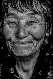 Beautiful Old Woman Portrait Black And White Smile On The Beautiful Face Of An Old Woman In Bhutan Woman Thimpu Bh Black And White Photography Portraits Black And White Photography Black And White Face