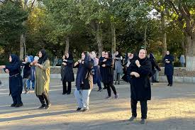 ۸ بوستان پردیس میزبان ورزش صبحگاهی بانوان