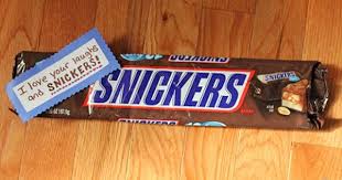 Snack And Candy Love Note Sayings For Valentine S Day Candy Quotes Snickers Candy Bar Candy Bar Sayings