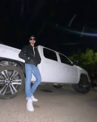 Cry baby, grease, james dean, elvis cocho. Muchos fragmentos que te dijera  ✨️ Fotitos by la @sofiaclsoto 🩷