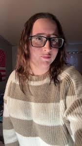 Aimee Greenberg's Instagram, Twitter & Facebook