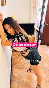Escort Bergamo, Donna Sofia Vera italiana 23enne