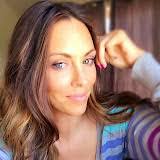 Cara Ferris's Instagram, Twitter & Facebook