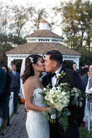 Read reviews, view photos, see special offers, and contact the farmhouse directly on the knot. Rika And Nghia Wedding Photos The Farmhouse At The Grand Colonial Hampton Nj Wedding Photography Gallery