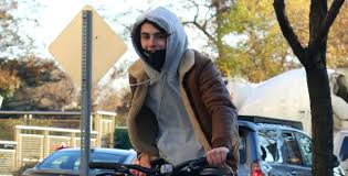 Musical guest dua lipa performs new rules on saturday night live. Timothee Chalamet Kristen Wiig Bruce Springsteen Dua Lipa And More Will Close Out Snl S 2020 Vanity Fair