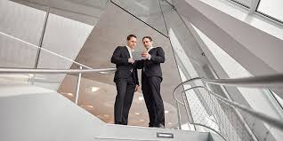 Consultant Daimler Careers Professionals Mercedes Benz Management Consulting Who We Look For