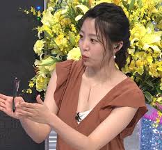 黒木千晶のエロエロな胸チラ ２５０９１３ - 女子アナ・番組キャプ大量画像ちゃんねる