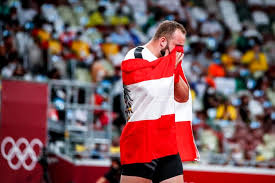 Der österreicher lukas weißhaidinger wirft mit seinem dritten versuch im olympischen finale im diskus 67,07 meter und holt sich die bronzemedaille. Qxulwv91igaypm