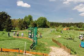 Soccergolf ist ein kontaktloser individualsport im freien und ist unter einschränkungen während der pandemie nach den aktuellen vorgaben des freistaates bayern möglich. Soccergolf Sachsen Home Facebook