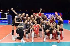 Jun 23, 2021 · türkiye kadın ve erkek voleybol milli takımları, elde ettikleri başarılara geçtiğimiz günlerde yenilerini ekledi. A Milli Kadin Voleybol Takimi Fivb Milletler Ligi Nde Dunya Ucuncusu Oldu