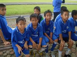 Kerap kali aku program dengan budak sekolah rendah, yang darjah 6 pun masih tidur satu bilik dengan parents. Kejohanan Bola Sepak Bagi Sekolah Sekolah Rendah Di Daerah Temburong Sekolah Rendah Selapon