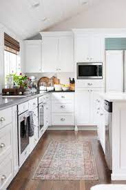 Yes, white appliances are making a comeback in 2021 from the 80s and 90s. Are White Appliances Out Of Style