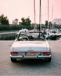 1 694 Likes 8 Comments Vintagecardreams Vintagecardreams On Instagram Mercedes Benz 230 Sl Pagode Photo By Dela Automotive Mercedesbe Voiture