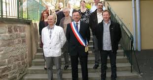 Hangviller. Patrick Distel reprend du service