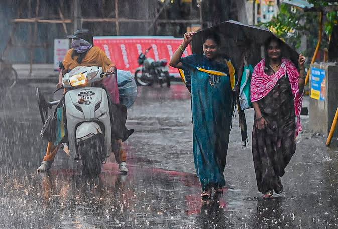 IMD Monsoon Rainfall Photos Update; Kerala MP UP Rajasthan Weather | Mumbai  Delhi Alert