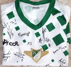 Melhores odds e todos os jogos ao vivo grátis! Camisola Autografada Pelo Plantel Do Moreirense 2014 2015