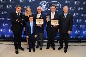 Baffert (born january 13, 1953) is an american racehorse trainer who trained the 2015 triple crown winner american pharoah and 2018 triple crown winner justify. Longines Equestrian On Twitter Bob Baffert And Family And Lord Teddy Grimthorpe Accept The Longines Watch And Trophy On Behalf Of Arrogate Longines Worldsbesthorse Https T Co Nfvotn3ljo