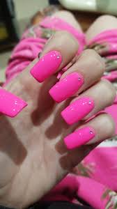 Use pink and black to fill the little squares. All Pink Everything Pinknails Squarenails Diamond Bling Girlienails Summer Brightcolors Summe Pink Acrylic Nails Hot Pink Acrylic Nails Hot Pink Nails