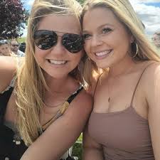 Danielle Diehl and Laron Woody's Wedding Website