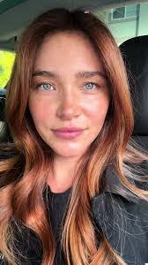 Karen Celaya's Instagram, Twitter & Facebook