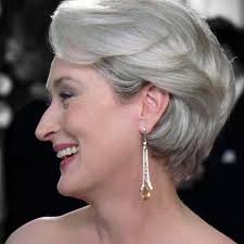 Another Side View Of Miranda Priestly S Hair Curly Hair Styles Cool Hairstyles Hair Styles