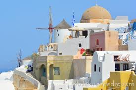 You can travel by bus, train, private car or plane. Top Things To Do In Santorini Greece Travel With Pedro