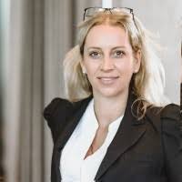 An alle Kolleginnen und Kollegen,