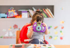 20 minutos em busca de uma formação mais sólida para seus alunos, que lhes traga benefícios futuros, como responsabilidade e consciência de suas obrigações, e sem perder a qualidade na gestão escolar, muitas instituições de ensino têm procurado dar mais importância à organização das atividades propostas aos estudantes desde a rotina na educação infantil. Rotina Na Educacao Infantil Entenda Sua Importancia Colegio Divino Salvador