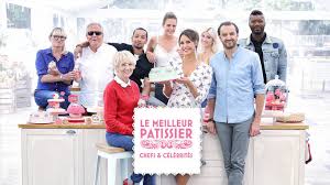 C'est le grand retour du rouleau à pâtisserie et des moules à gâteaux : Replay 6play I M6 Le Meilleur Patissier Chefs Celebrites A Vos Fourneaux La Finale Le Reve