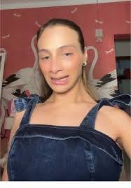 Amanda Munger's Instagram, Twitter & Facebook