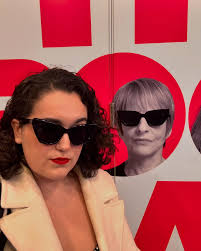 Shoutout to these sunglasses from @theroommatebway for being my new  favorite item I own!! 🤍