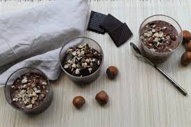 Creme Dessert Chocolat Vegan En 3 Facons Par Academie Du Gout Recette Chocolat Vegan Recette Entremet Recette Creme Dessert
