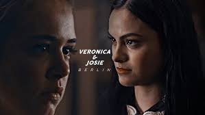 Veronica & Hannah ✘ strangers