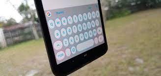 Google's calculator feature is useful for all sorts of things, and blogger phil shows us one particularly helpful use: Get Over 100 New Unique Themes For Gboard On Android Android Gadget Hacks