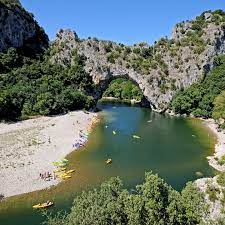 Ardèche hermitage at the heart of the gastronomy valley. Ardeche Tal Der Franzosische Grand Canyon Geo