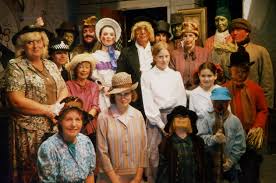 Based on the children's books, this series follows the adventures of worzel gummidge (jon pertwee), the talking scarecrow. Worzel Gummidge Exeter Drama Company