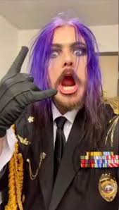 What time do they usually come on?