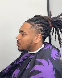 Jerold Robinson's Instagram, Twitter & Facebook