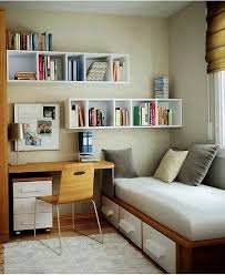 Anda bisa menerapkan model wallpaper dinding tersebut pada dinding kamar anak anda. Medan 30 Pola Dekorasi Kamar Tidur Sempit Unik Dan Keren Desain Rumah Modren