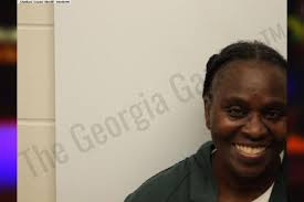 Sharon Dunbar: https://thegeorgiagazette.com/chatham/sharon ...