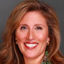 Amanda Tepper's Instagram, Twitter & Facebook