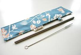Reusable straws made of silicone more closely resemble the feel of a traditional plastic straw and are probably the best choice for children and can be used with hot or cold drinks. Reusable Straw Pouch Giant Straw Case Diy Straw Reusable Straw Simple Bags
